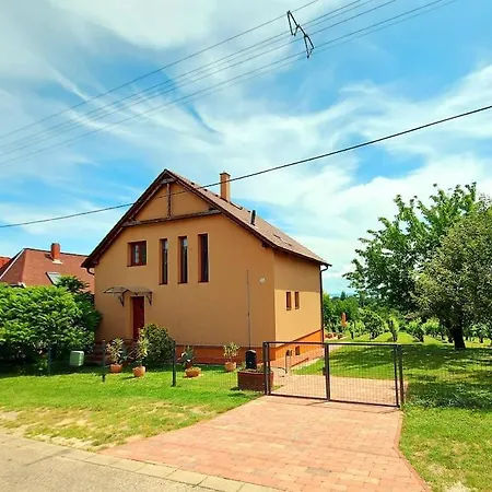 Apartamento Linczi Ház *